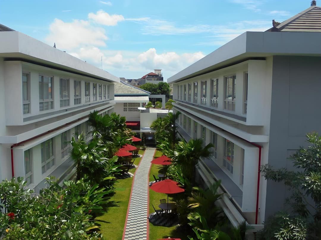 The Kanjeng Suites Kuta Galeria - Bali — photo 1 of 21