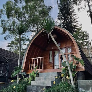 Lumbung Hill