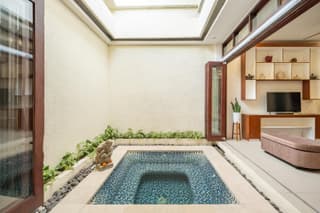 Seven Residence