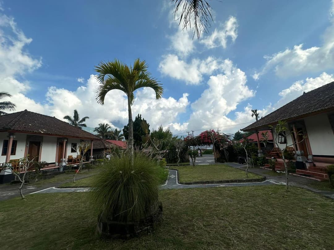 Arlinas Guest House — photo 1 of 1