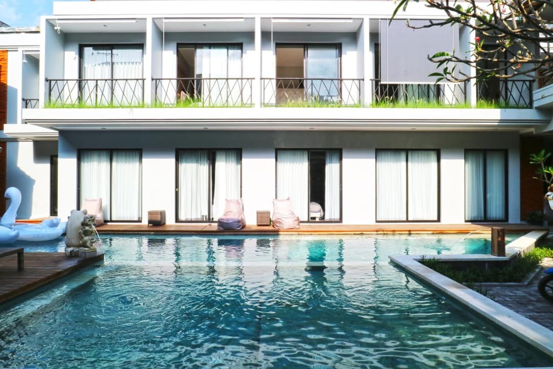 Gemini Star Hotel Kuta — photo 1 of 75