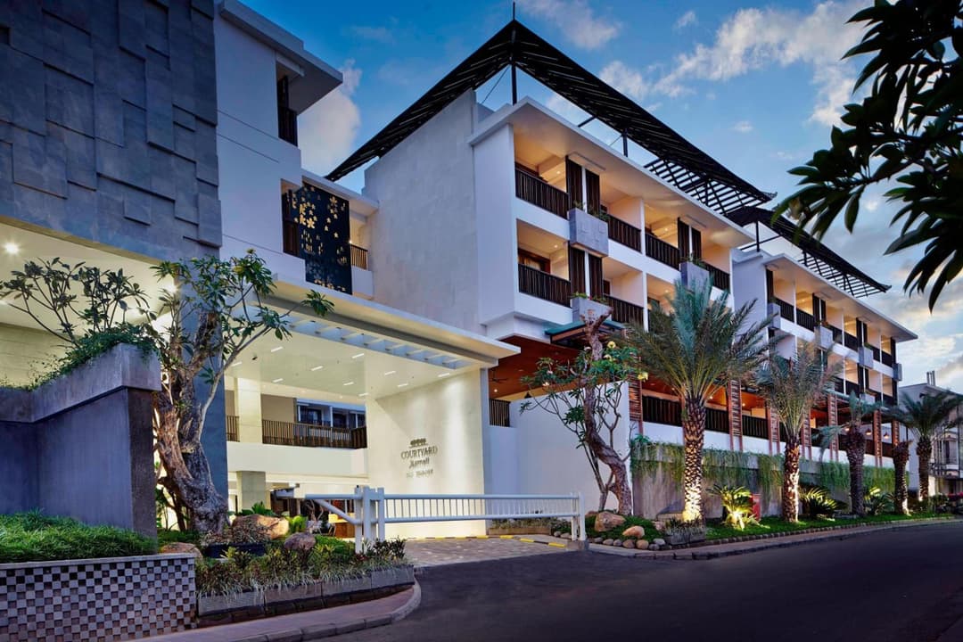 Courtyard by Marriott Bali Seminyak Resort — photo 1 of 86