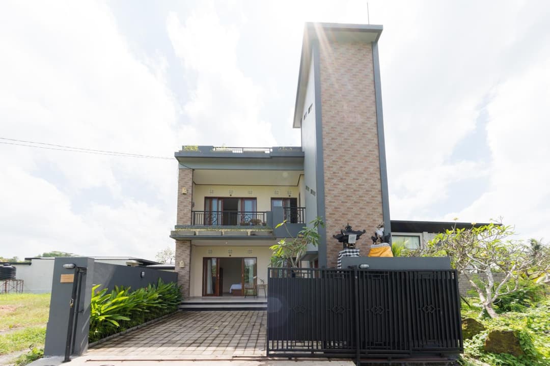 MangBo House by The Lavana — photo 1 of 10