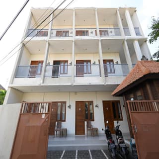 RedDoorz Plus at Kencana Residence Jimbaran