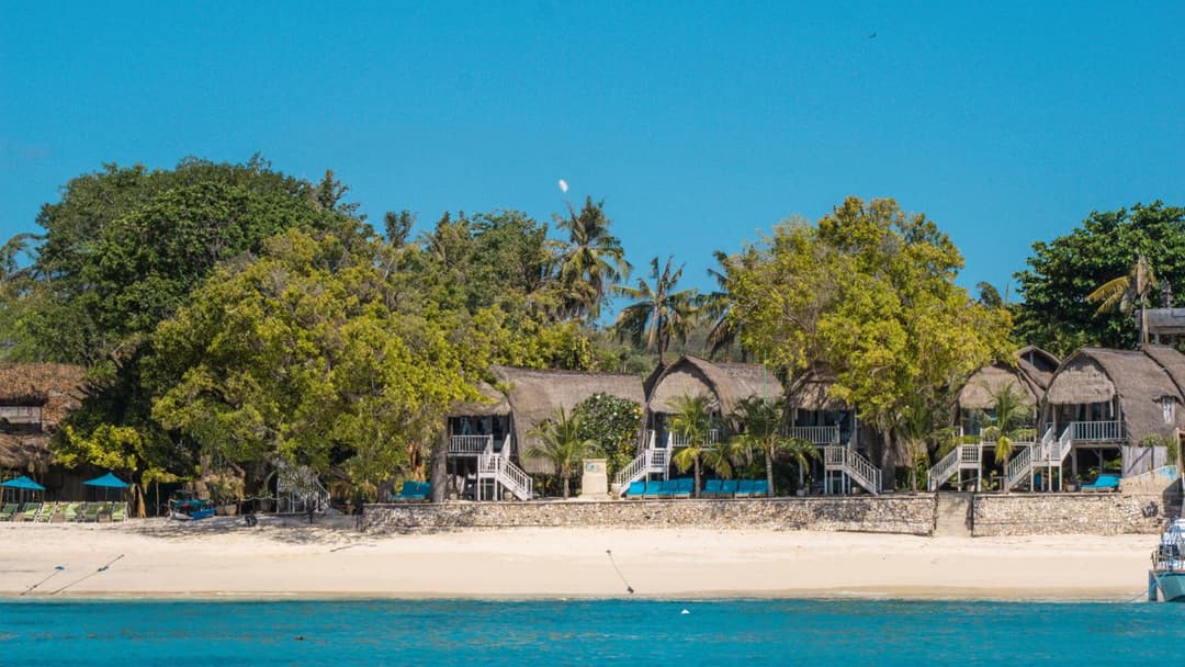 Hai Tide Beach Resort — photo 1 of 39