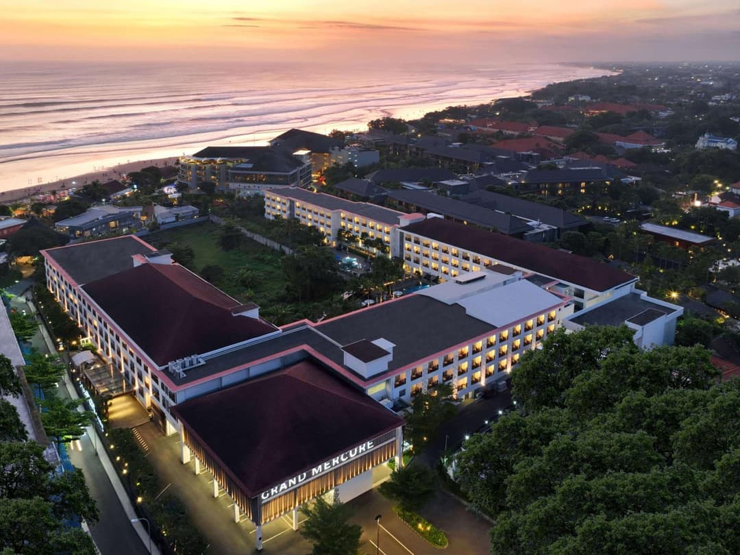 Grand Mercure Bali Seminyak — photo 1 of 81