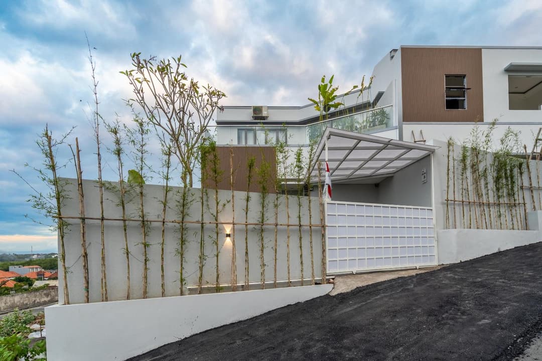 The Peak - 2BR Luxury Hill Villa Nusa Dua — photo 1 of 61
