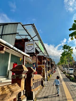 Vallari Besakih Homestay