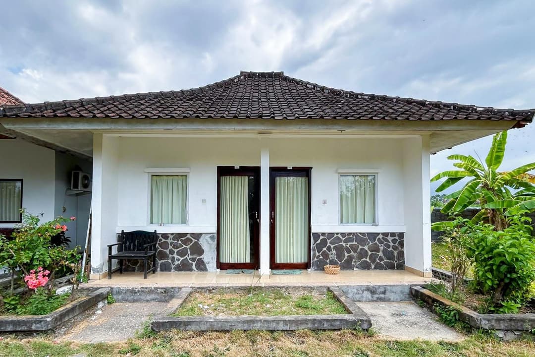 Hepi Bungalow Lovina Mitra RedDoorz — photo 1 of 1