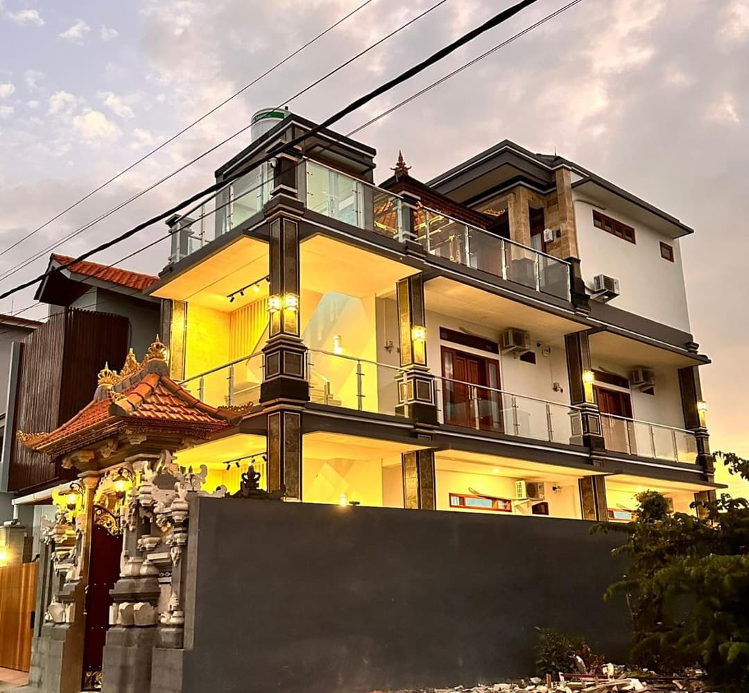 Shin In Bali — photo 1 of 1