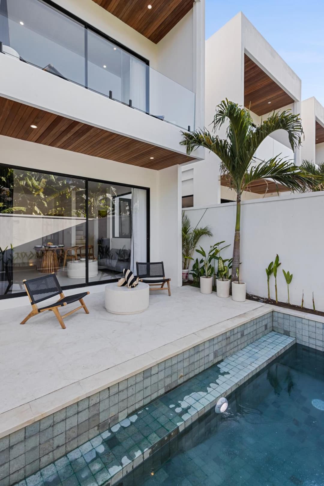 White Residence - Art & Boutique Villas — photo 1 of 46