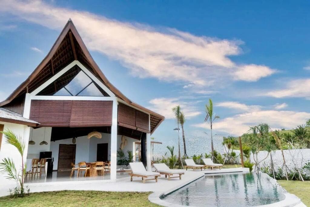 Villa Kristina - 3 Bedroom with Private Pool at Sundance Residence - Nusa Penida — photo 1 of 1