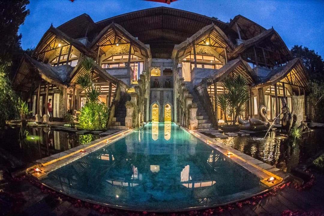 Avalon Ubud Castle & SPA — photo 1 of 294