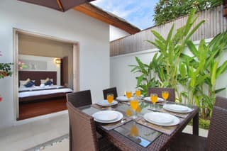 Villa Blue Pearl by Optimum Bali, Central Seminyak 10 mn walk Oberoi street