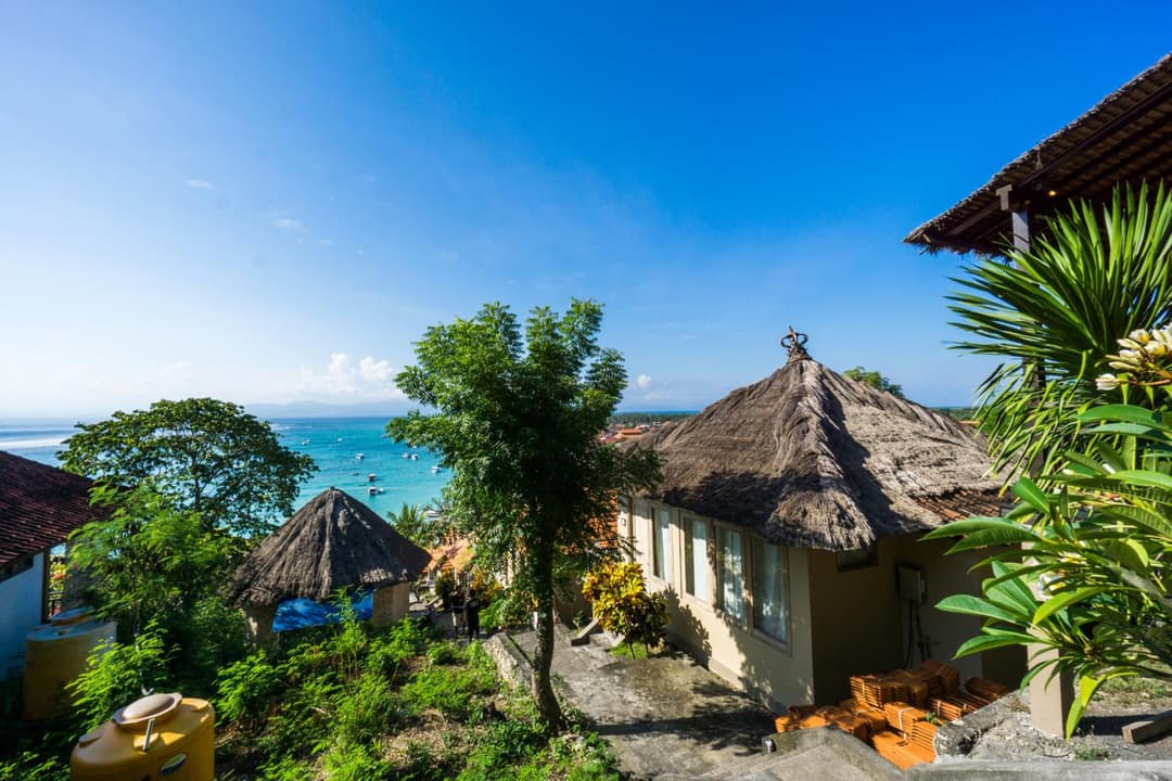 Ware Ware Surf Bungalow Lembongan — photo 1 of 1