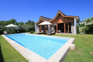 Villa Mitsouko by Optimum Bali Villas - 3min ride to beach