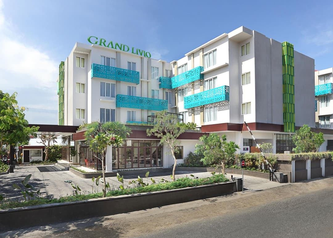 Grand Livio Kuta Hotel — photo 1 of 78