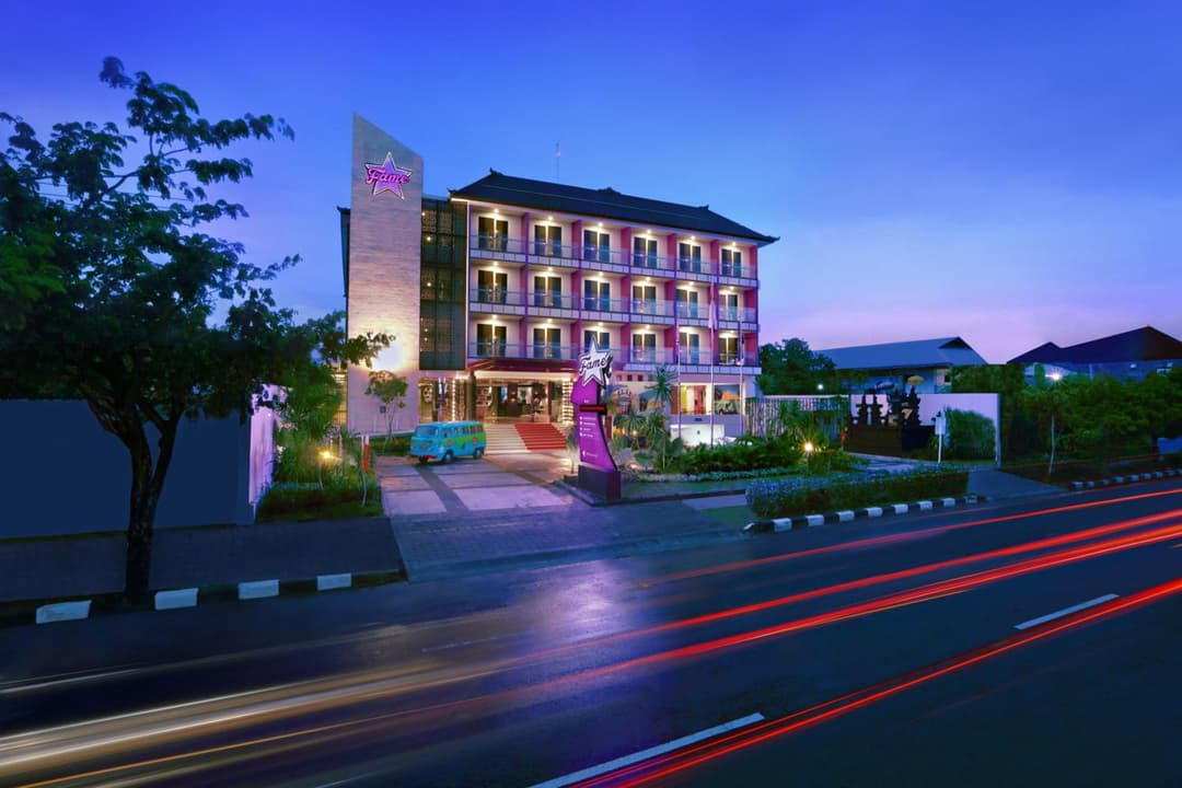 Fame Hotel Sunset Road — photo 1 of 27