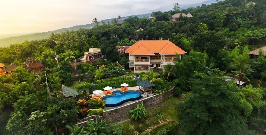 Villa Le Tito — photo 1 of 85