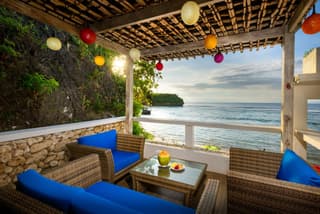 The Point Beach-Front Balangan
