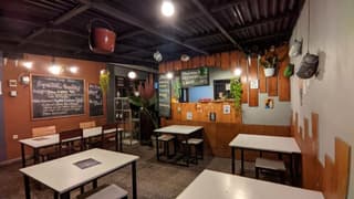 Dong Paloh Hostel