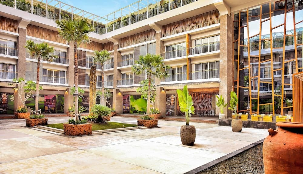 TS Suites Seminyak — photo 1 of 116