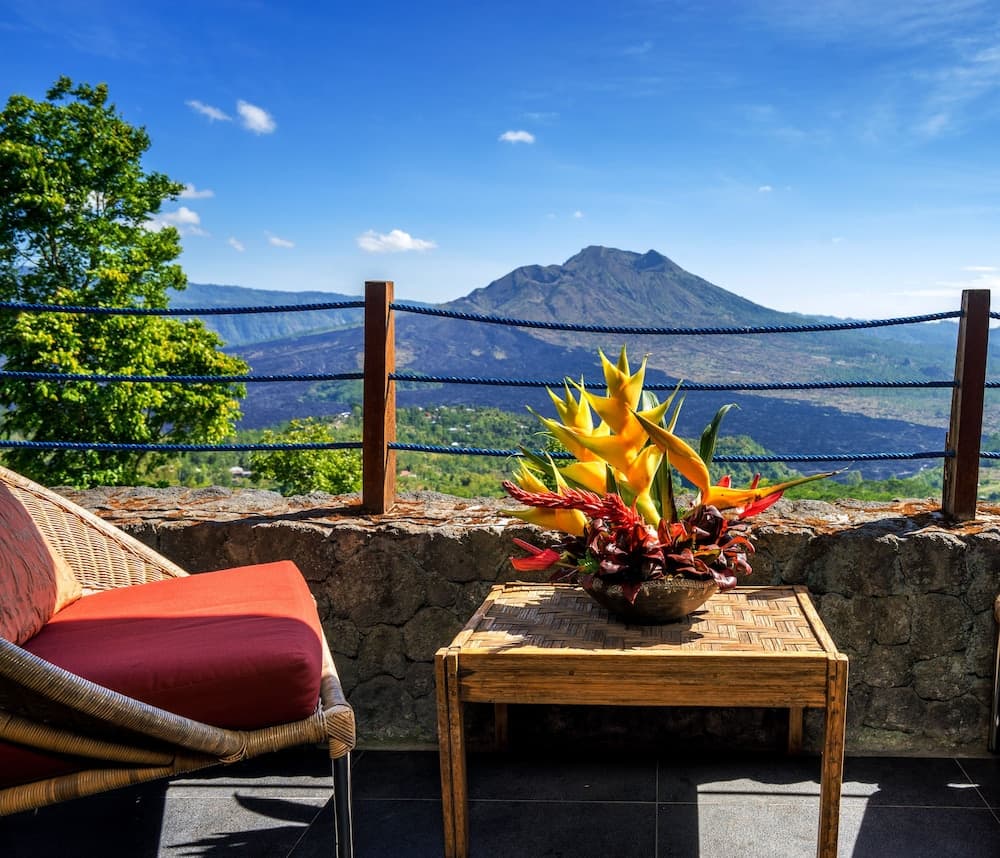 Lakeview Eco Lodge — photo 1 of 82