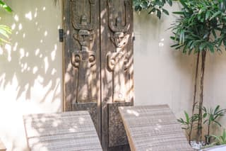 Villa Lora by Villa Finder
