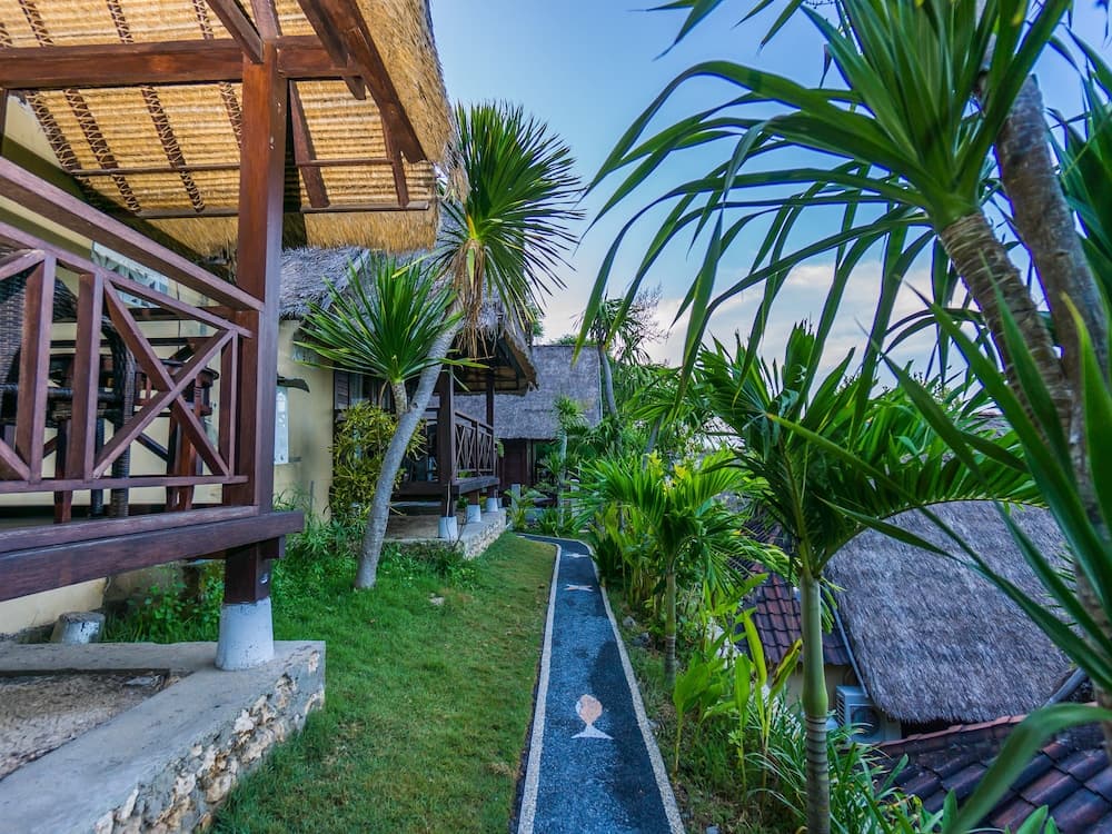 Songlambung Beach Huts — photo 1 of 1