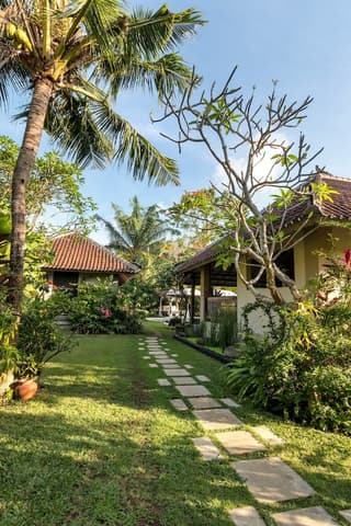 Villa Koyama by Villa Finder