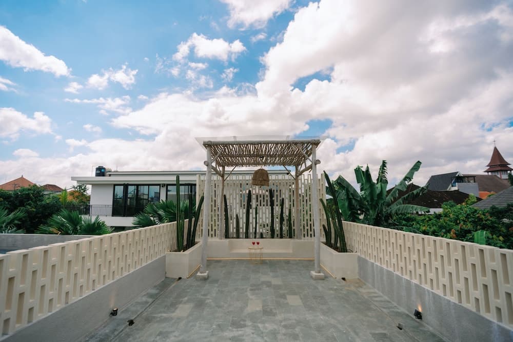 SOOJIWA VILLA by Taman Bali — photo 1 of 21