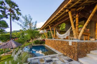 Aquamarine Beach Villas