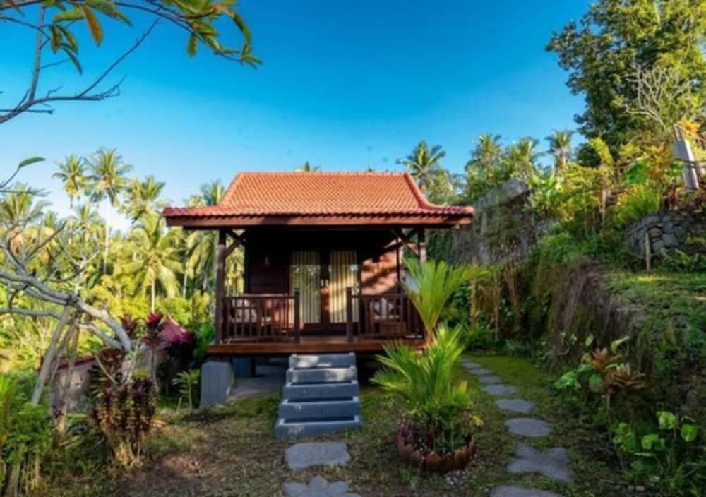 Amanuba Ersadeva Resort Jembrana Bali — photo 1 of 34