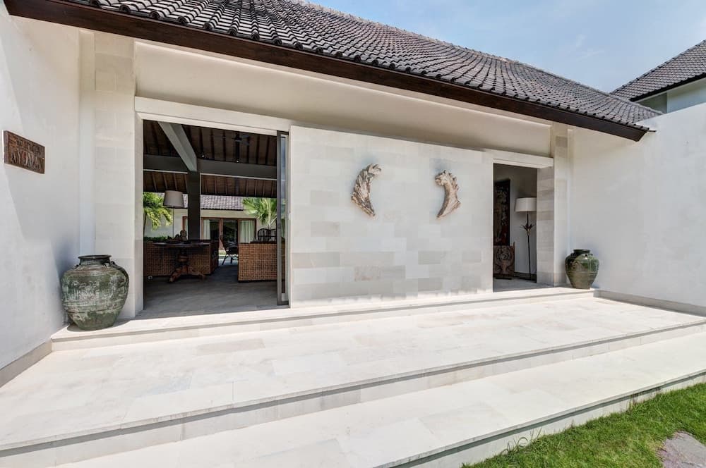 Abaca Villas — photo 1 of 27