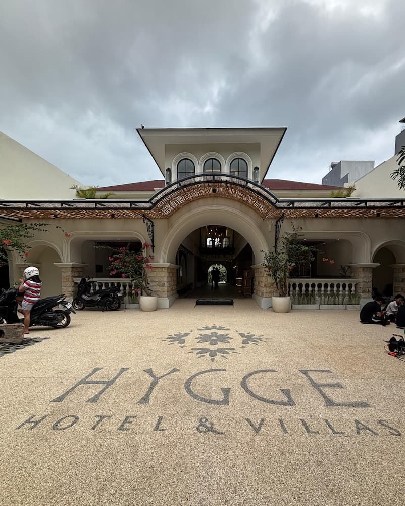 Hygge Hotel and Villas Seminyak — photo 1 of 11