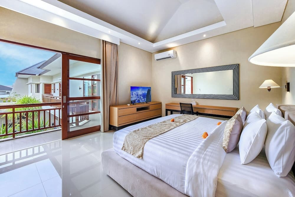 Villa Ellyne Canggu by Nagisa Bali — photo 1 of 44