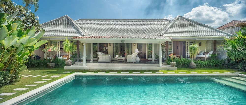 Villa Karina Umalas — photo 1 of 13