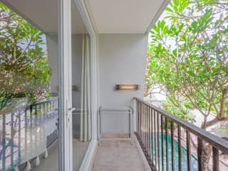 Hola Seminyak