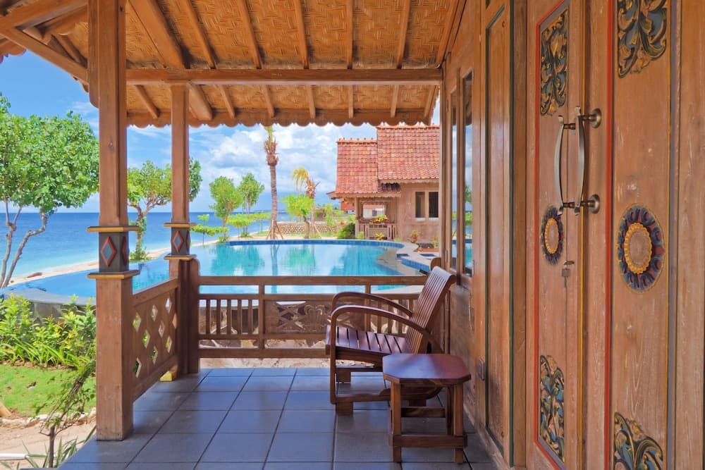 Blue Harbor Beachfront Villas & Resto — photo 1 of 1