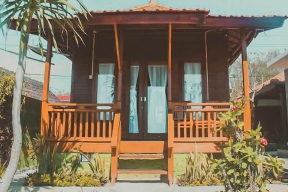 Swan Beach Inn — photo 1 of 1