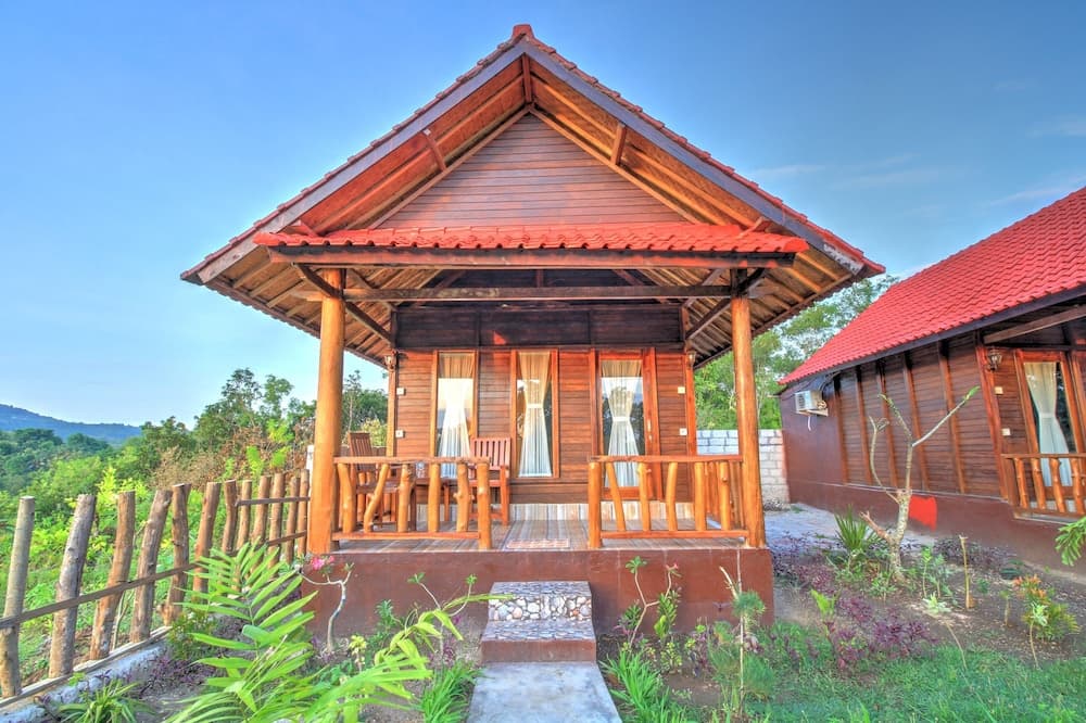 Ayu Hill Bungalow — photo 1 of 1