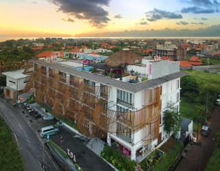 Koa D'Surfer Hotel