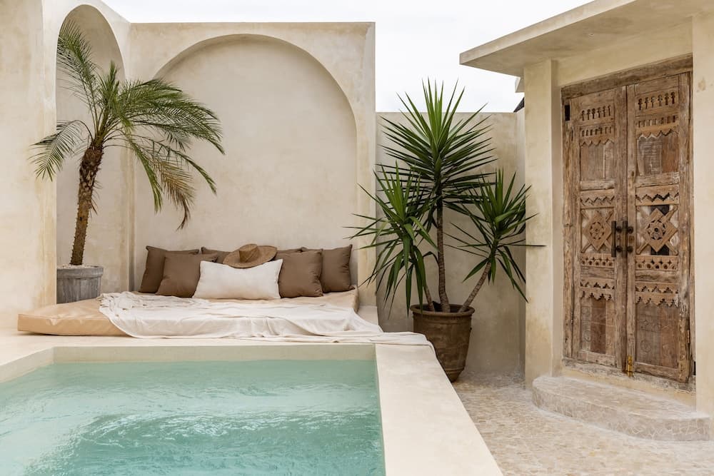 Luxe & Unique honeymoon Bocami Suites- 2 by OriVista — photo 1 of 40