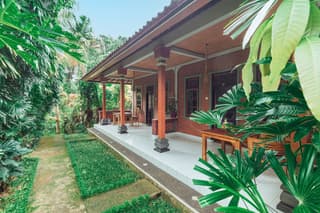 Suastika Lodge