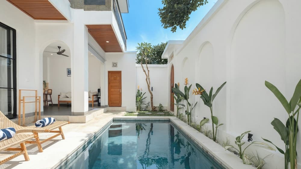 Villa Kamila 1 by Villa Finder — photo 1 of 24