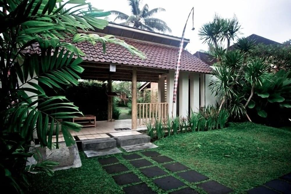 D Tunjung Resort & Spa — photo 1 of 1