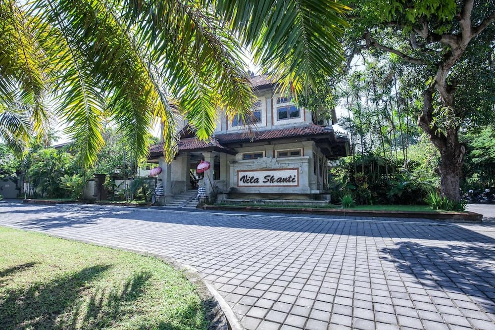 Vila Shanti Beach Hotel — photo 1 of 40