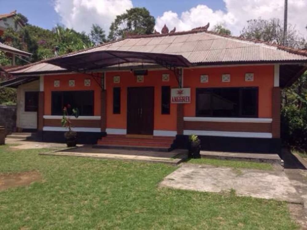 Villa Sinta — photo 1 of 8