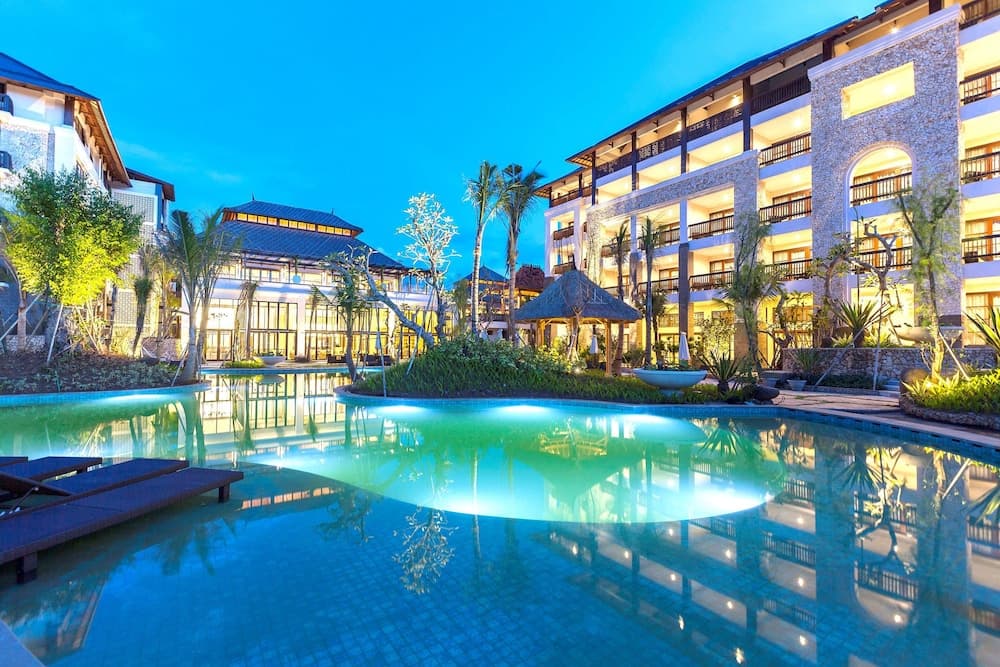 Royal Tulip Springhill Resort Jimbaran — photo 1 of 141