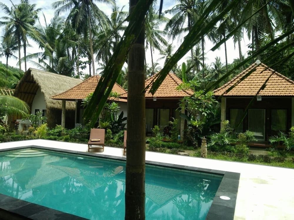 Crystal Bay Pool View Bungalow — photo 1 of 1